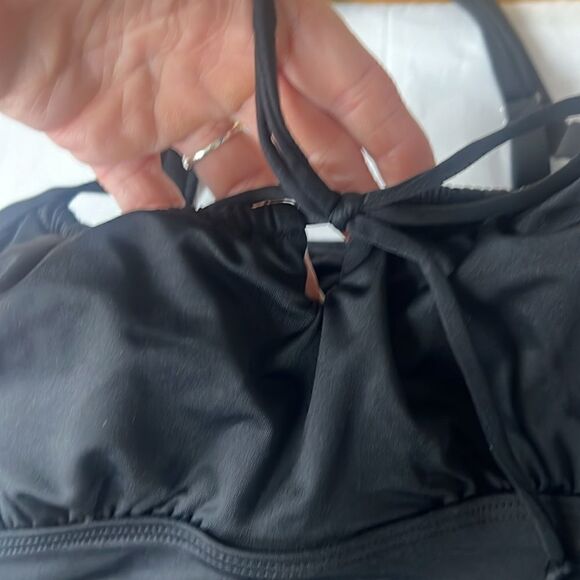 Lands End Women's NEW WITH TAGS Tie Front Underwire Tankini Swimsuit Top - Picture 8 of 12